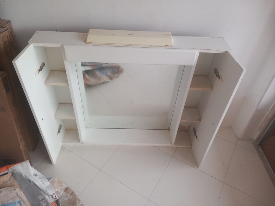 1  Espelho  90 L x A 73