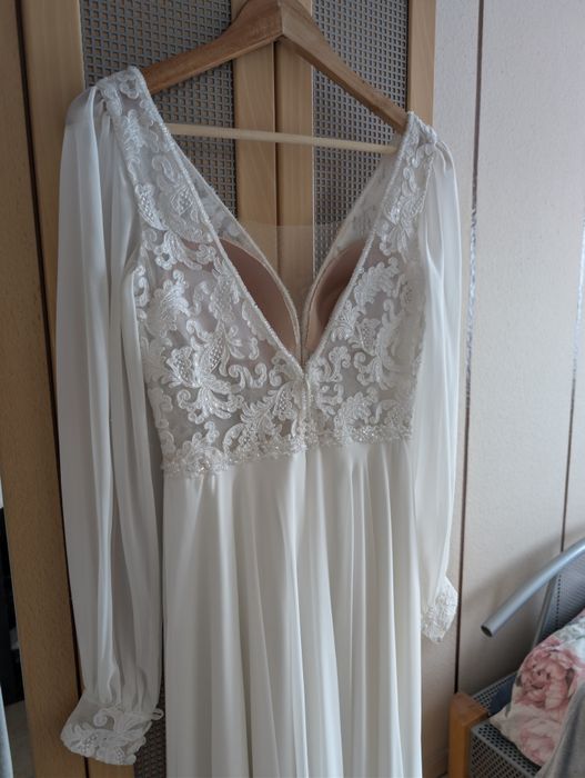 Suknia ślubna muślinowa śmietankowa błyszcząca 36/38 170cm