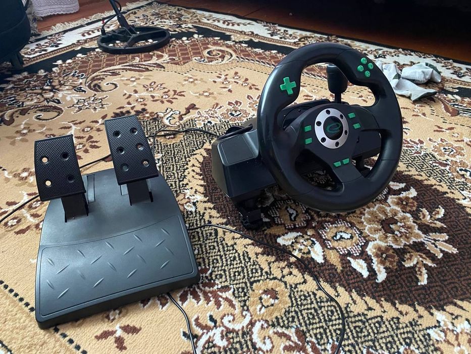 Продам ігровий руль Esperanza
