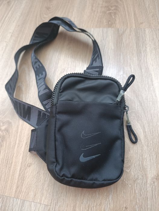 Сумочка Nike , стан ідеальний