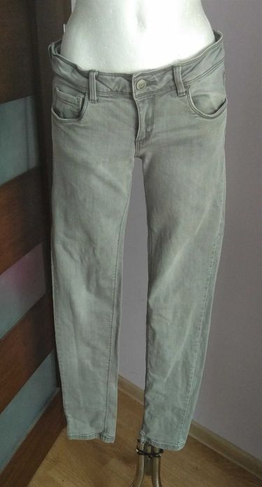 Szare spodnie rurki basic style Terranova M 98% bawełna 2% elastan