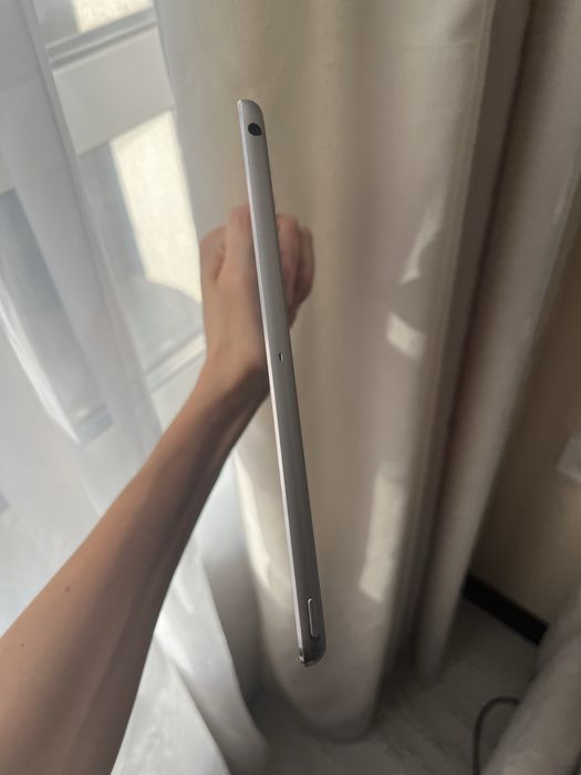 iPad Air    16GB