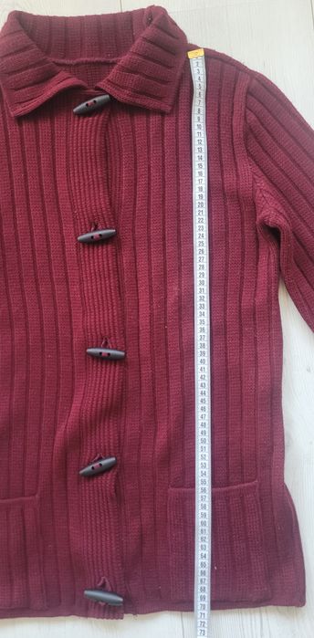 Nowy, bordowy swetr damski