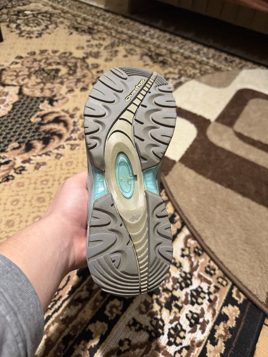 Кросівки Quechua