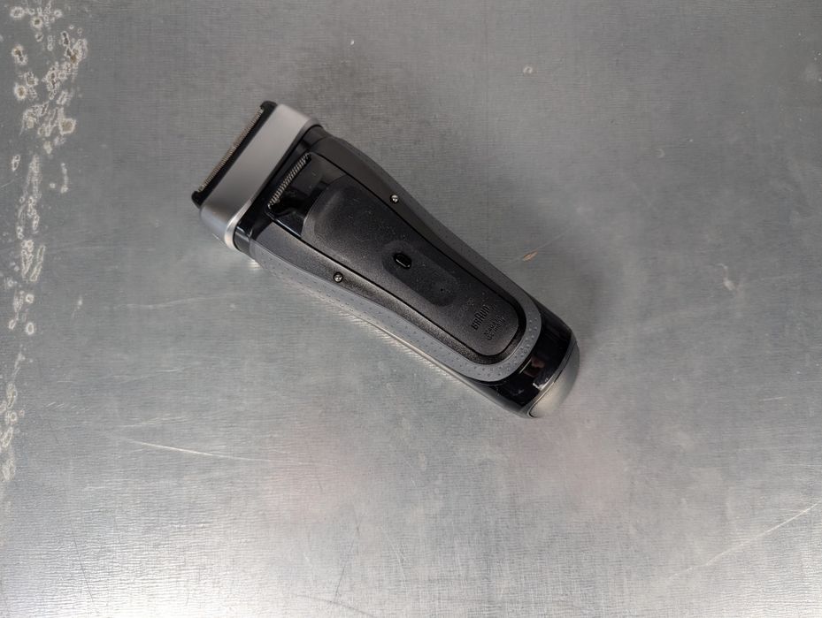 Golarka Braun CoolTec Seria 3 CT6cc nowa męska chłodząca z trymerem