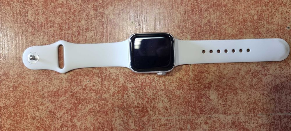Apple watch se 2 GPS Stan idealny
