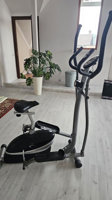 Продам орбітрек V-fit