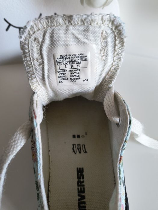 Trampki Converse w kwiatuszki 24
