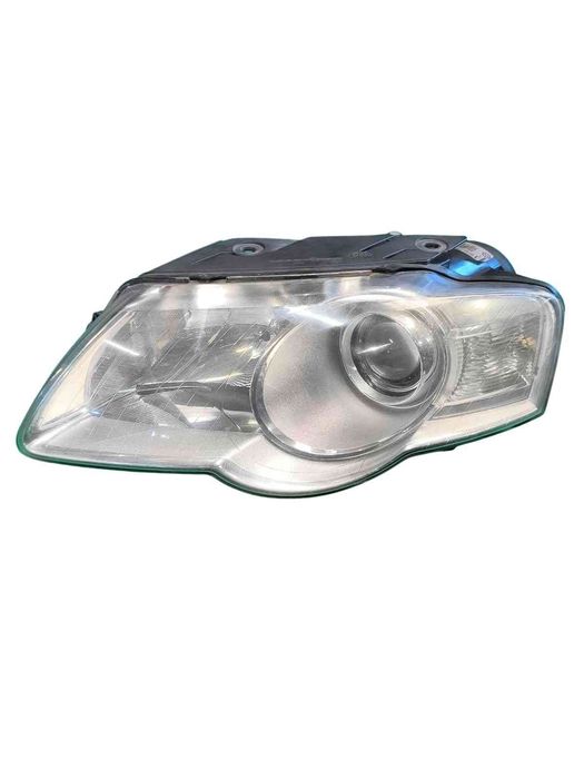 Ótica / Farol Esquerdo VW PASSAT B6