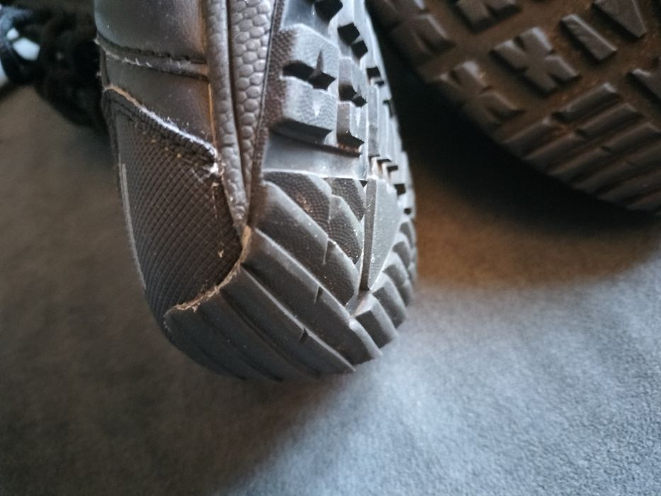 Buty sportowe MAGNUM wojskowe 42 kontraktowe
