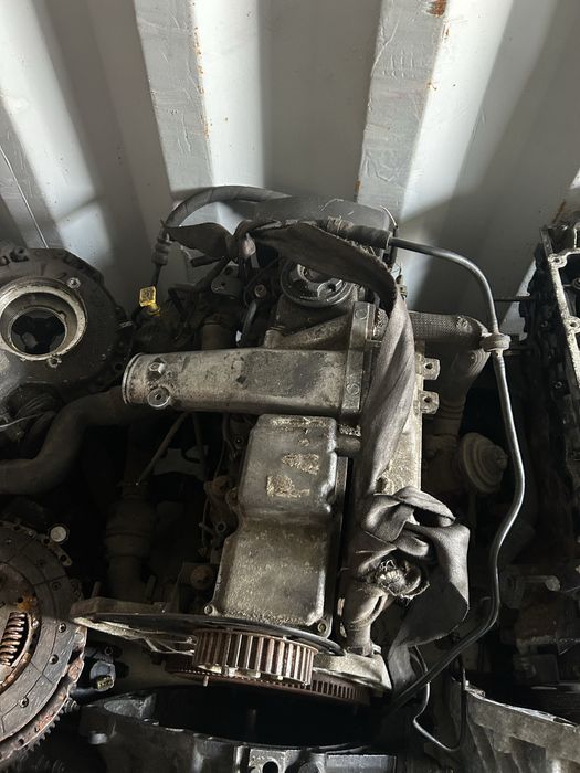 Varios motores a funcionar