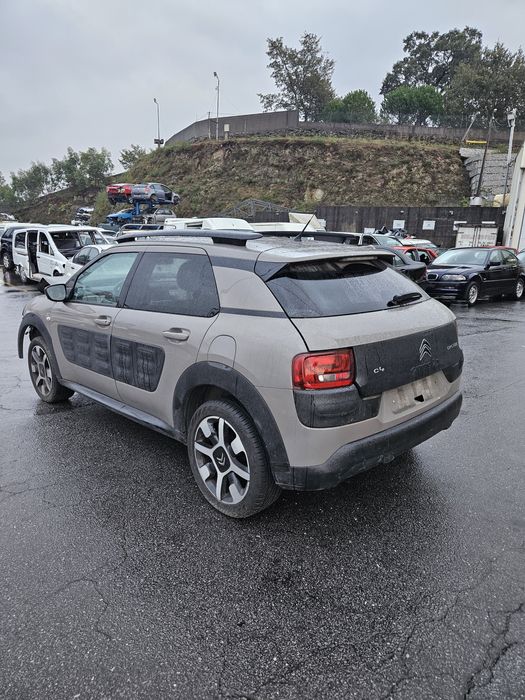 Citroën C4 Cactus 1.6 BlueHDi de 2016 para peças