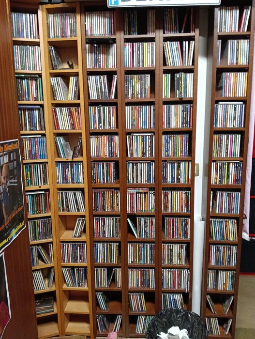 Estação de Radio web com Discografia