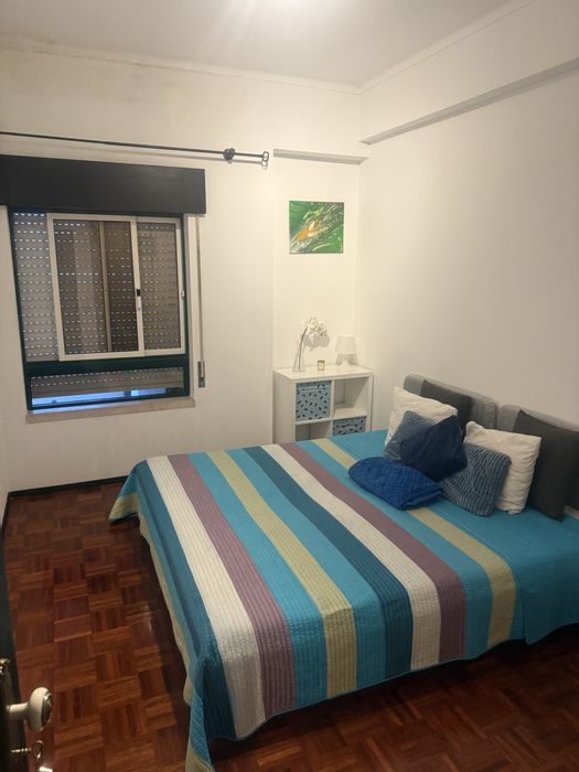 Quarto mobiliado em Entroncamento a 5 min. da estação de comboio