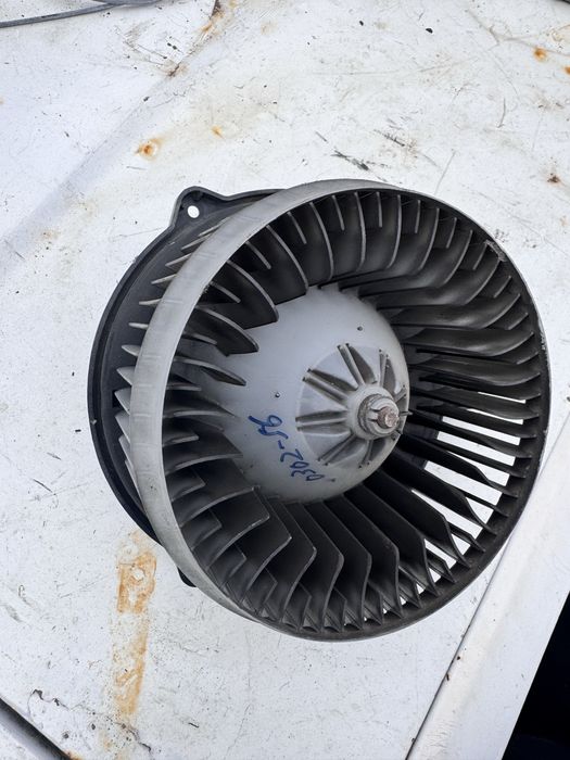 Мотор вентилятор печки Lexus RX300 98-03г.