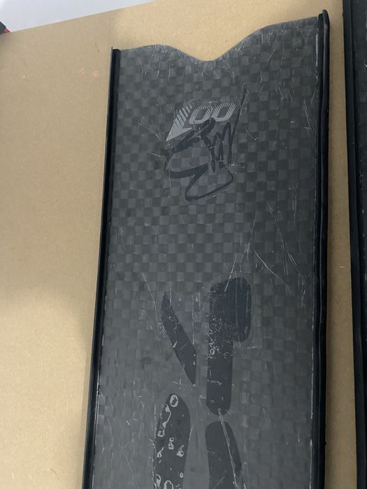 Barbatanas C4 modelo MB100