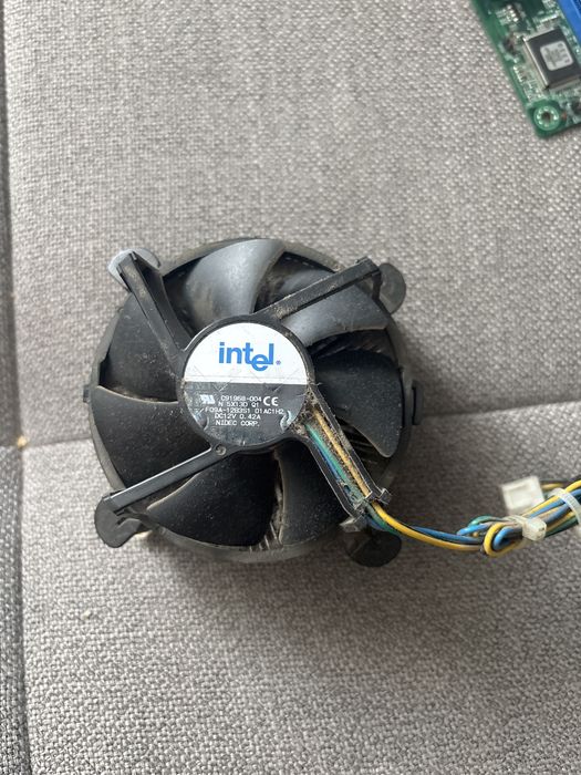Chlodzenie procesora Intel c91968-004