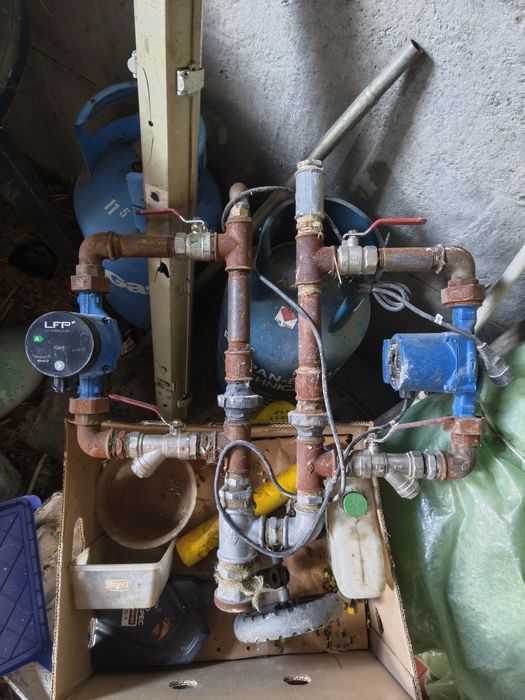 Pompa do c.o. i obiegu c.w.u. Grundfos LFP