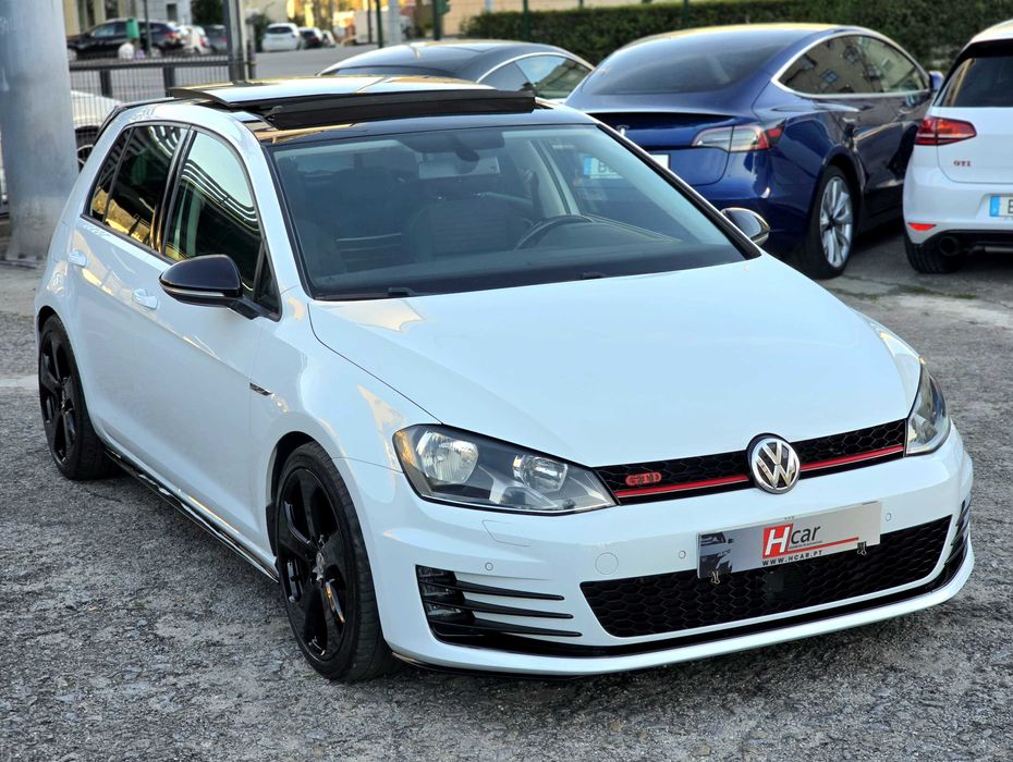 VOLKSWAGEN GOLF 7 CUP 1.6TDI 110CV "LOOK GTI" "FULL EXTRAS"