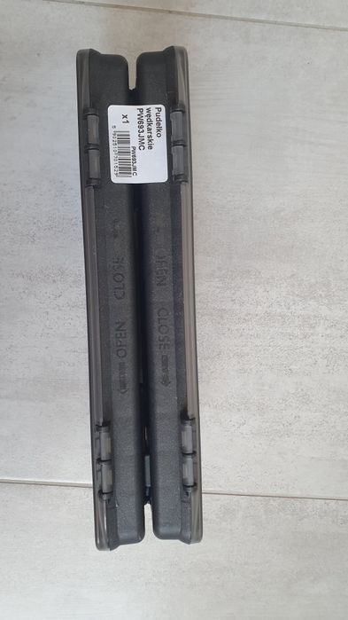 Podwójne pudełko wędkarskie