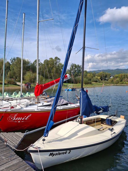 Sprzedam jacht żaglowy