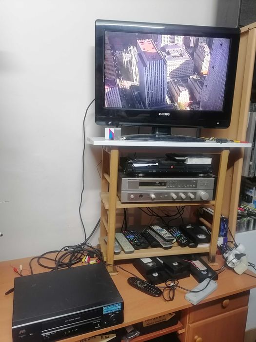 Magnetowid VHS JVC HR-J293 stereo