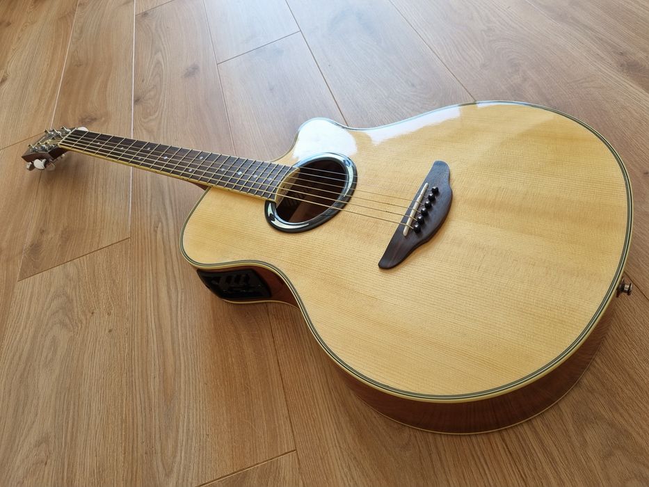 Gitara Yamaha apx 500