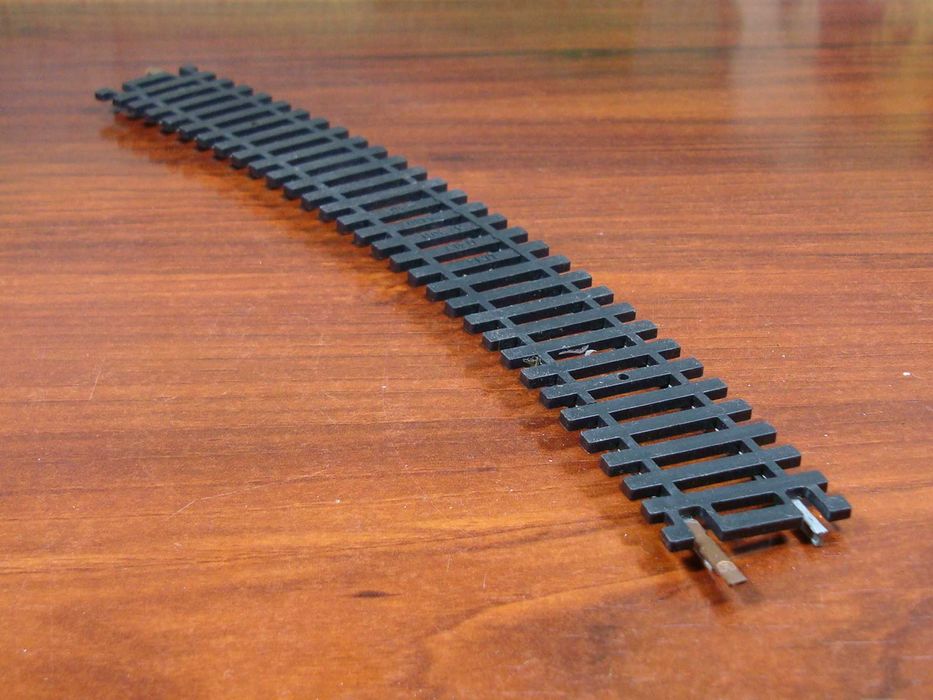 Lima H0 3030 - Linha Curva R=360 / Stock 20 Unidades /Preço Unitário