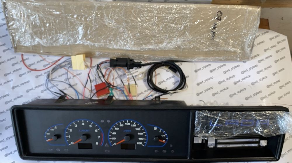 Панель приборов 2110-2115 адаптированая для 2104/2105/2107: 4 000 грн ...