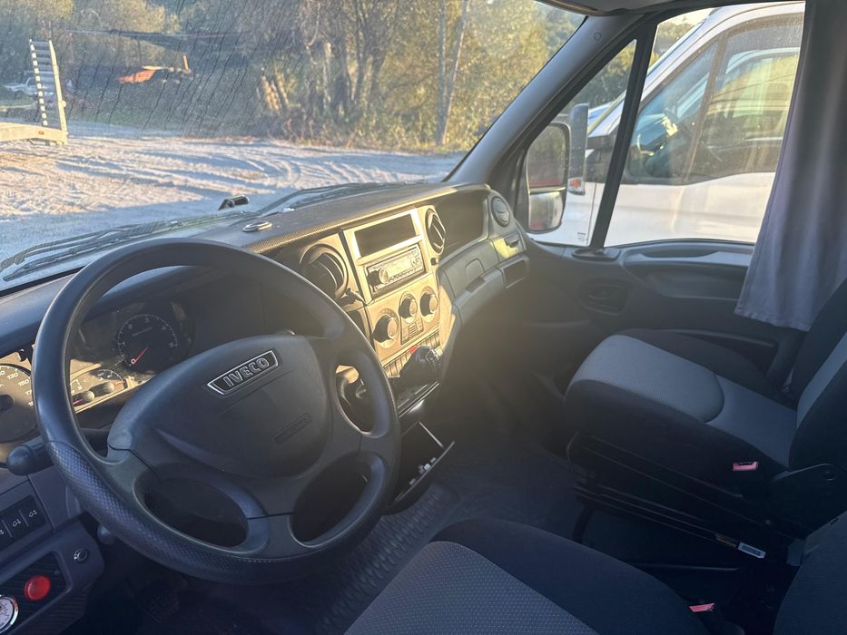 IVECO Daily 50C17 com Cama e Sofagem de Parque (Carta B+E)