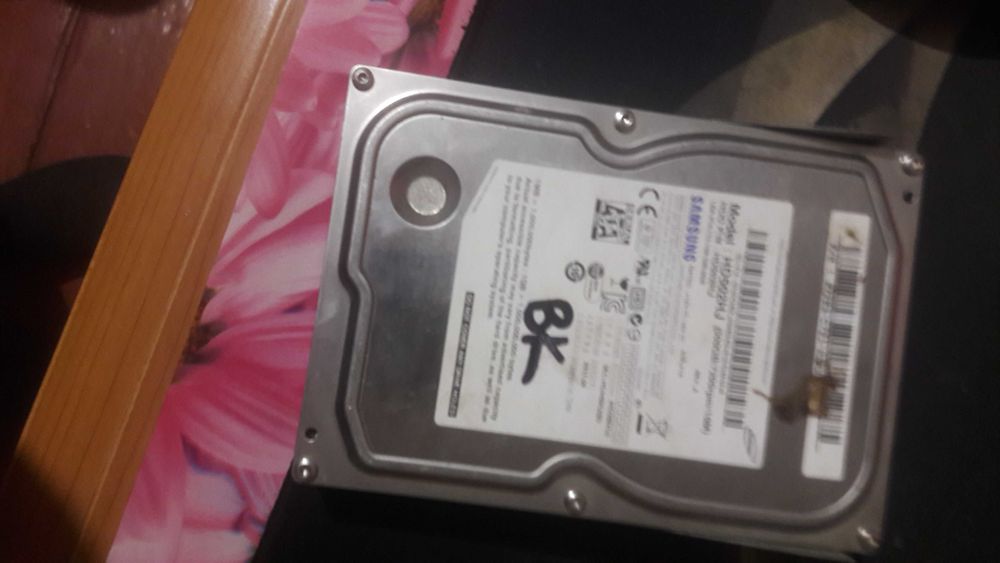 жорсткий диск самсунг hd502hj 500gb