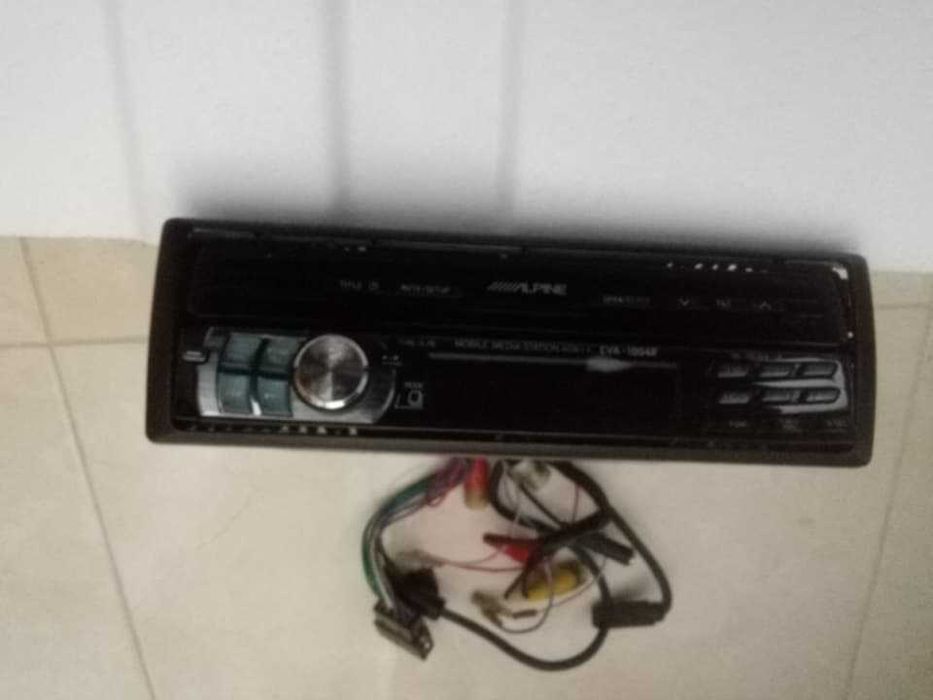 radio automovel alpine cva 1004R