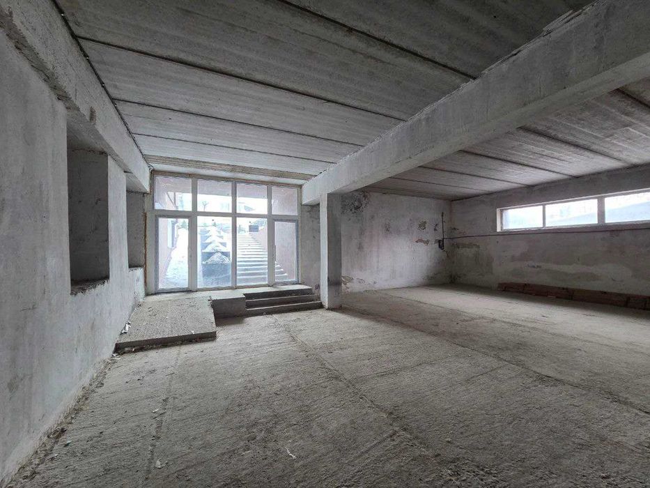 Продаж комерційного приміщення 1900м2 _VD