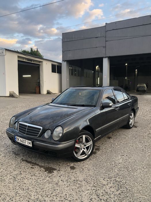 Продам мерседес W210 3.2 дизель