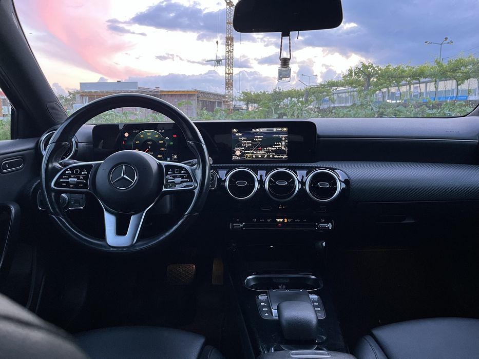 Mercedes-Benz A200