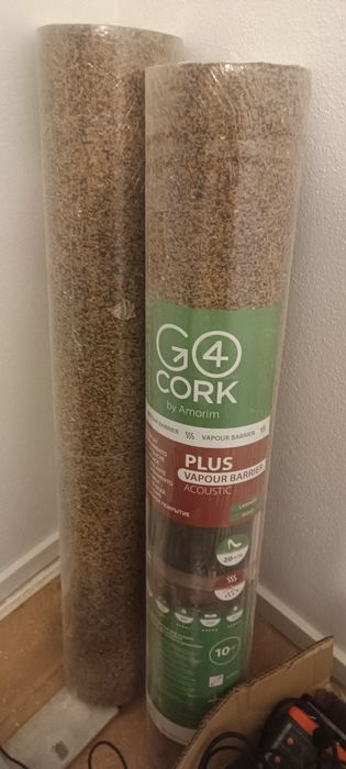 Flutuante Artens CL 32 AC4 + 2 rolos cortiça
