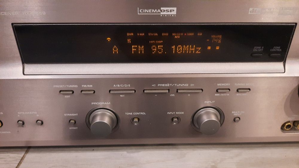 Yamaha Amplituner RX-V559