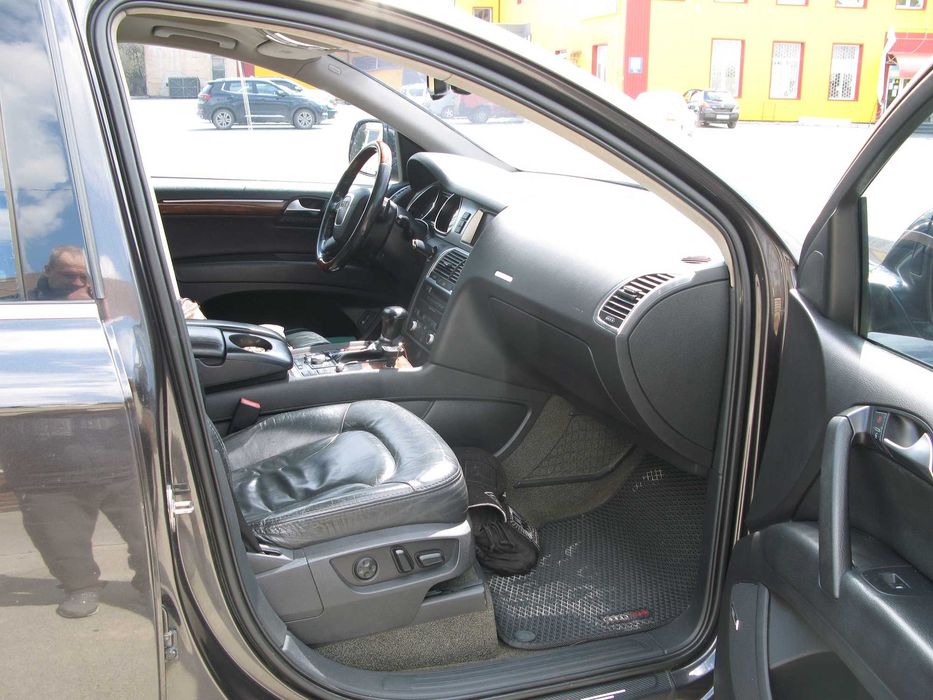 Audi Q7 4.2i 2007р