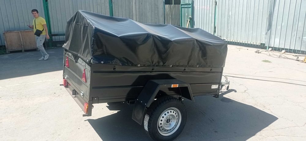 Автомобильный одноосный прицеп 2000х1300,документы.
