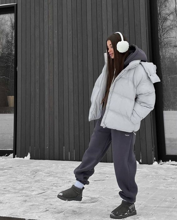 Жіноча Тепла Зимова Куртка с Капюшоном/Женская Теплая Зимння Курточка