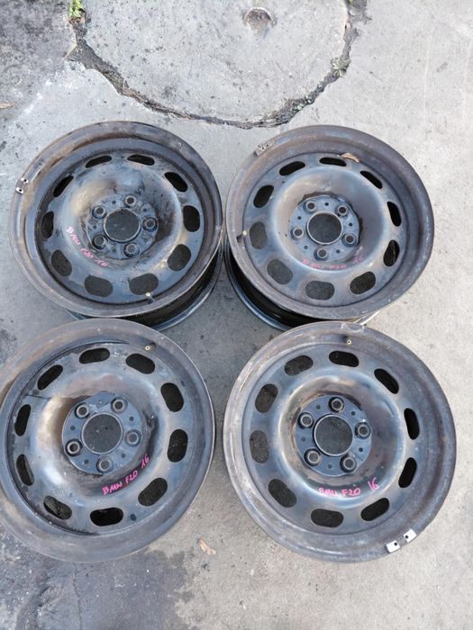 Felga BMw F21 rozmiar 16 stalowa 16570101 ET33 F20 felgi stalowe E90 F30 R16