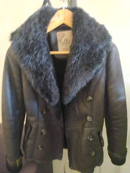 Płaszczyk kożuszki czarny