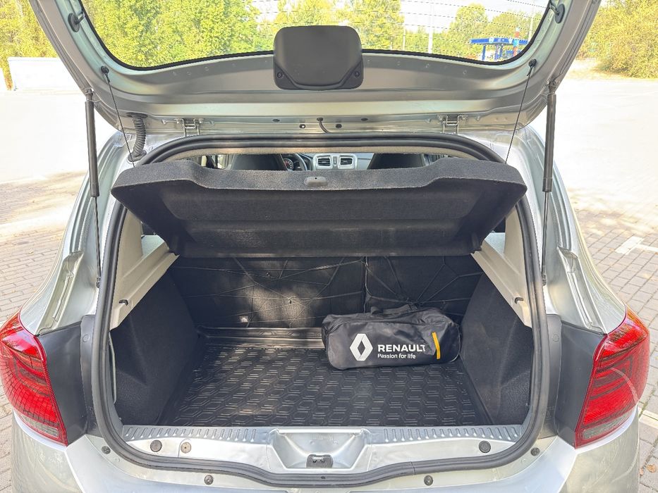 Renault Sandero Stepway Рено Сандеро Степвэй