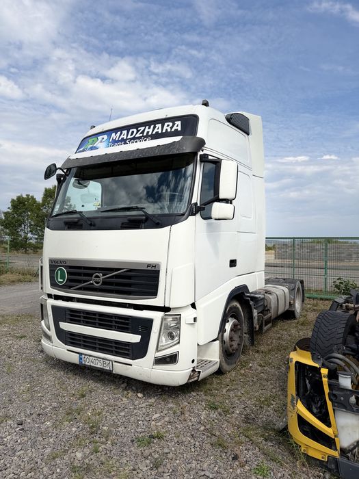 Біла та Червона Кабіна комплектна XXL та XL VOLVO FH13 (Euro 5) ВОЛЬВО ФШ13 (Євро 5) 85103677