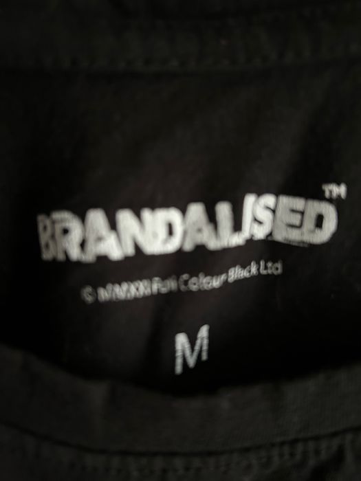 Czarna koszulka Brandalised Banksy balony – rozm. M