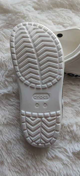 Crocs Bayaband Clog White – стильні крокси для повсякденного носіння