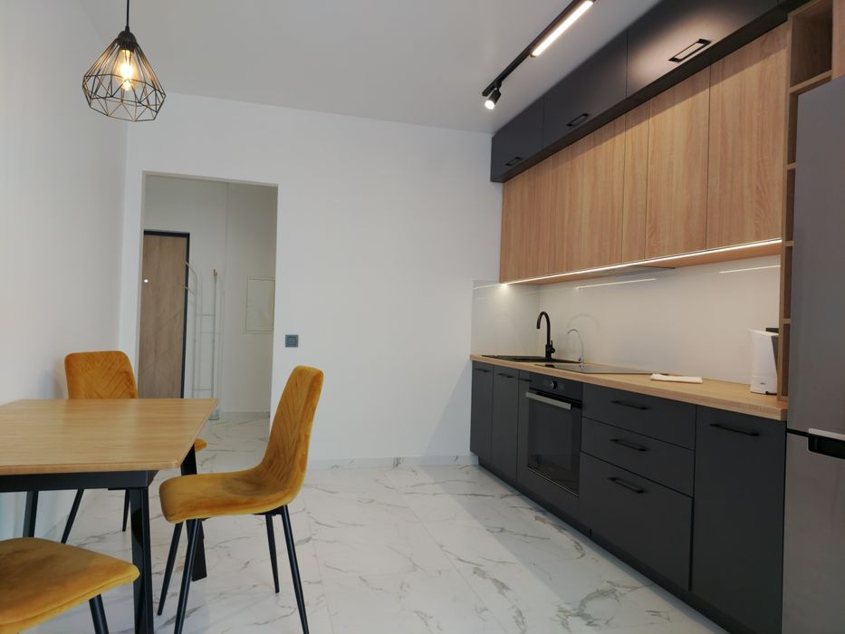 Новенькі апартаменти у центрі ЖК "Київ-Скай"