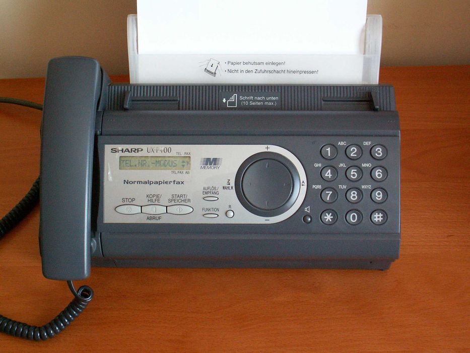 Telefaks SHARP UX-P400