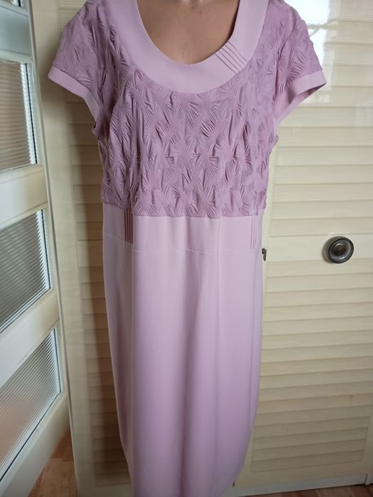 Elegancka szykowna sukienka