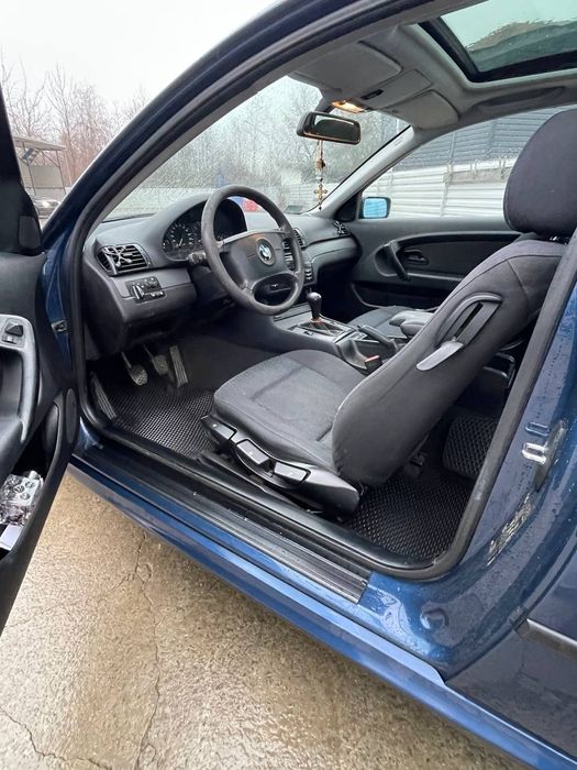 BMW e46 compact 2004